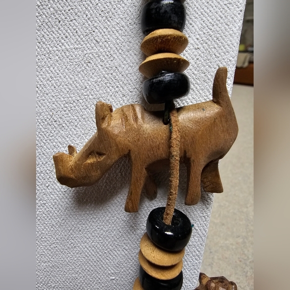 Vintage Ethnic Wooden Carved African Safari Animal Necklace - Picture 5 of 7